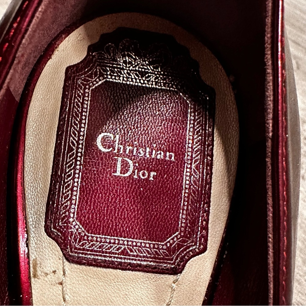 Christian Dior burgundy heels - Picture 9 of 13